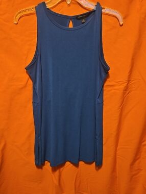 Banana Republic Blue Sleeveless Crewneck Top